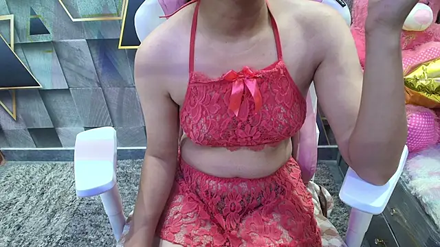 Snapshot of YourKusu chatting on November 14, 2025, 11:53 am YourKusu online show from November 14, 2025, 11:53 am