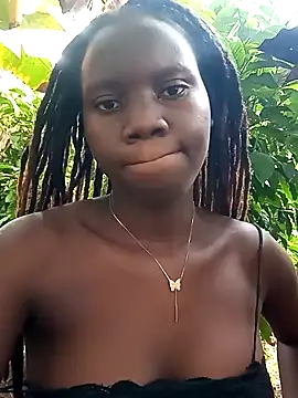 Black juicy24 online show from February 3, 2025, 5:07 am