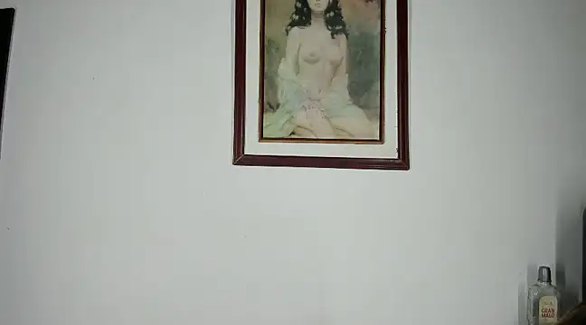 Snapshot of RachelJones_ chatting on January 28, 2025, 6:05 am RachelJones online show from January 28, 2025, 6:05 am