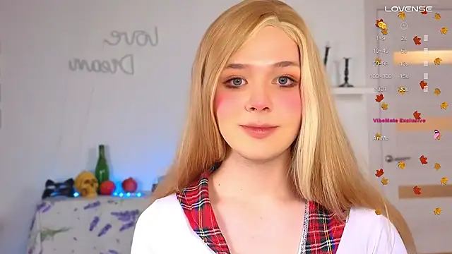 Snapshot of _yourFoxy_ chatting on October 31, 2025, 3:24 pm yourFoxy online show from October 31, 2025, 3:24 pm