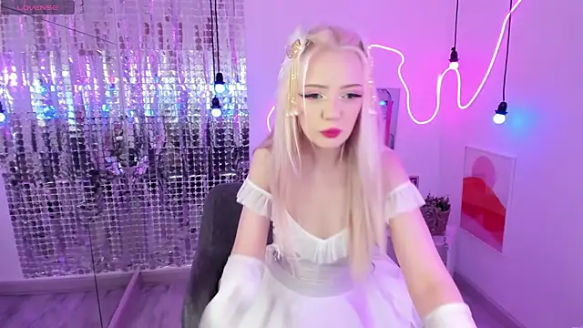 EmilyAir online show from February 20, 2025, 5:29 pm