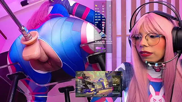 Snapshot of LunaAridi chatting on October 2, 2025, 9:44 pm LunaAridi online show from October 2, 2025, 9:44 pm