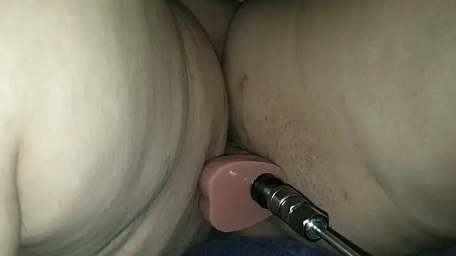 passionduo4 online show from December 4, 2025, 7:55 pm