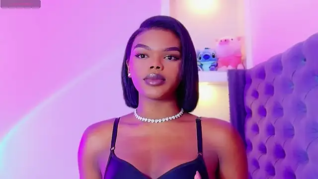 CamiEstrada online show from October 25, 2025, 7:27 am