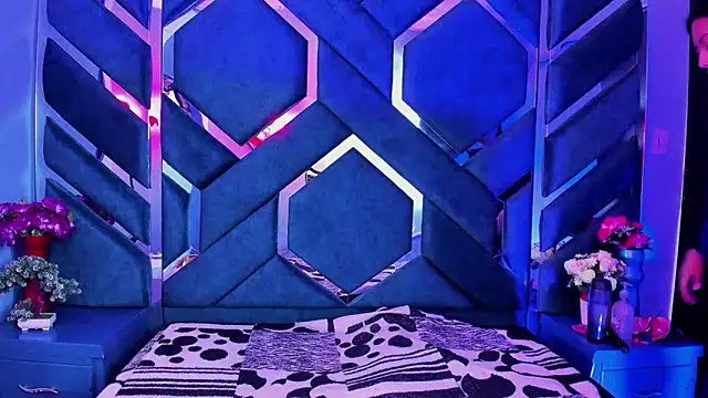 Snapshot of slut_anal_ chatting on January 29, 2025, 1:07 pm slut anal online show from January 29, 2025, 1:07 pm