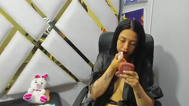 Snapshot of slut_anal_ chatting on February 12, 2025, 2:32 pm slut anal online show from February 12, 2025, 2:32 pm