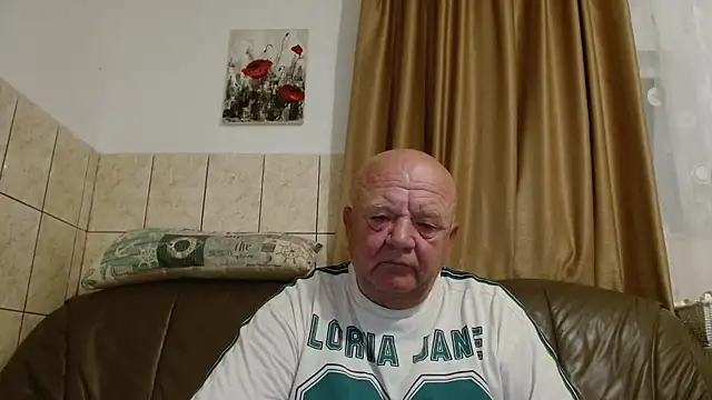 fullballs6 online show from September 9, 2025, 12:54 am