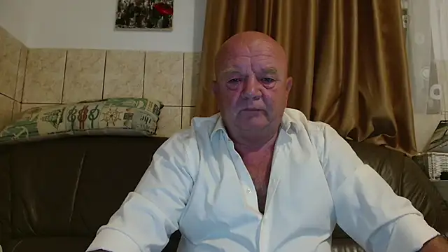 fullballs6 online show from September 24, 2025, 12:36 am