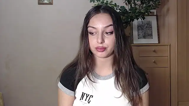 courtneyPerfect online show from January 14, 2025, 6:28 pm