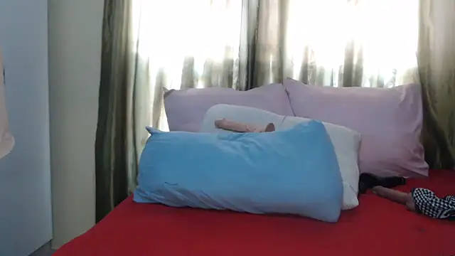 Foxybrownxx1 online show from November 30, 2025, 7:45 am