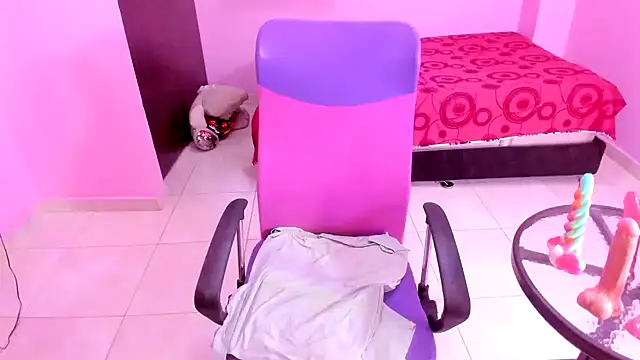 Snapshot of mommy_whore_slut chatting on November 27, 2025, 7:16 pm mommy whore slut online show from November 27, 2025, 7:16 pm