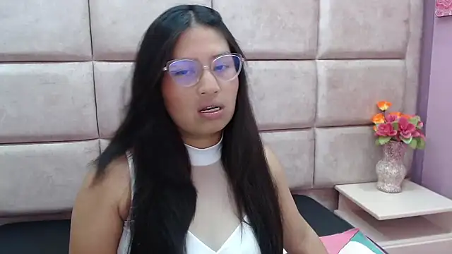 Snapshot of Miaa_Smiith_ chatting on February 7, 2025, 2:50 am Miaa Smiith online show from February 7, 2025, 2:50 am