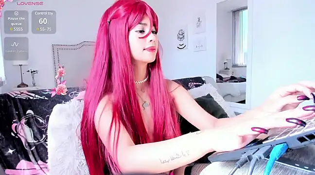 HannaKim online show from December 31, 2024, 5:18 pm