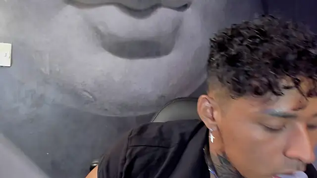 Snapshot of bradley_smith chatting on January 22, 2025, 4:44 am bradley smith online show from January 22, 2025, 4:44 am