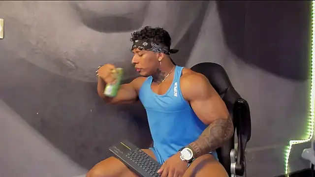 Snapshot of bradley_smith chatting on February 11, 2025, 10:59 am bradley smith online show from February 11, 2025, 10:59 am