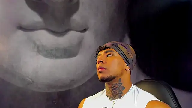 Snapshot of bradley_smith chatting on March 5, 2025, 4:13 am bradley smith online show from March 5, 2025, 4:13 am