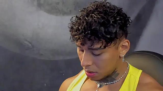 Snapshot of bradley_smith chatting on March 7, 2025, 5:08 am bradley smith online show from March 7, 2025, 5:08 am