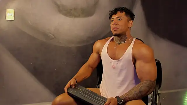 Snapshot of bradley_smith chatting on March 11, 2025, 3:48 am bradley smith online show from March 11, 2025, 3:48 am