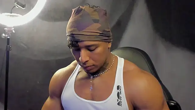 Snapshot of bradley_smith chatting on March 16, 2025, 12:34 am bradley smith online show from March 16, 2025, 12:34 am