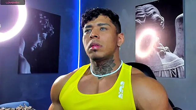 Snapshot of bradley_smith chatting on October 23, 2025, 4:01 am bradley smith online show from October 23, 2025, 4:01 am