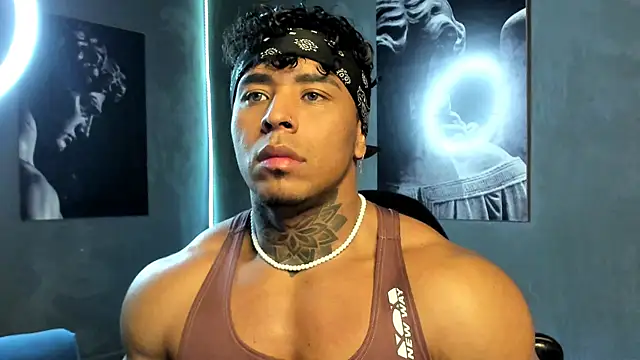 Snapshot of bradley_smith chatting on October 24, 2025, 3:47 am bradley smith online show from October 24, 2025, 3:47 am