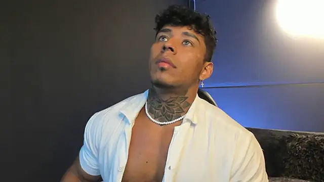 Snapshot of bradley_smith chatting on October 26, 2025, 6:08 am bradley smith online show from October 26, 2025, 6:08 am