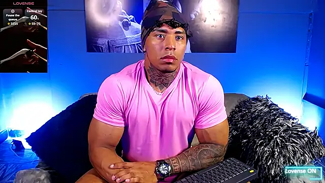 Snapshot of bradley_smith chatting on December 2, 2025, 2:17 am bradley smith online show from December 2, 2025, 2:17 am