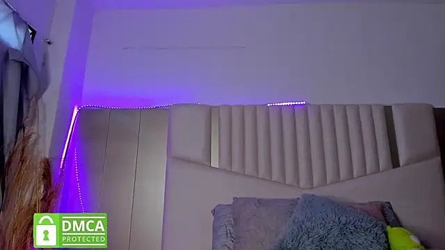 queen angelique online show from January 23, 2025, 9:50 pm