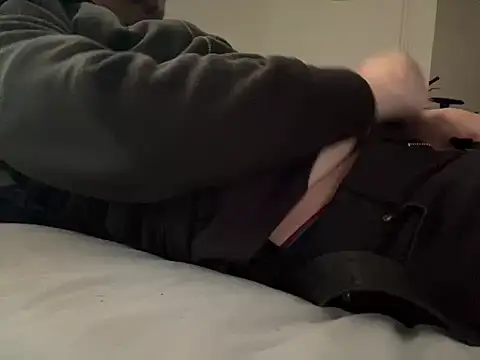 chicostick413 online show from February 3, 2025, 5:46 pm