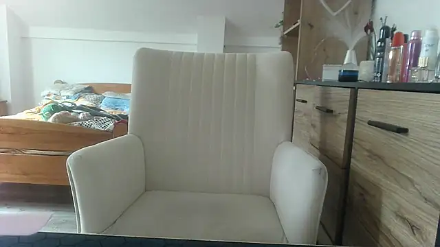 ReifeVenna online show from February 4, 2025, 10:00 am