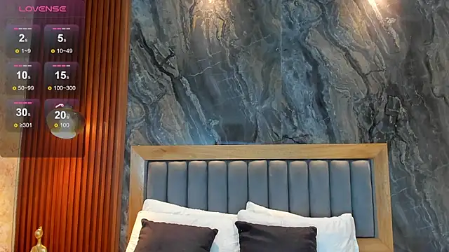 BellaPeers  online show from October 30, 2025, 11:44 am