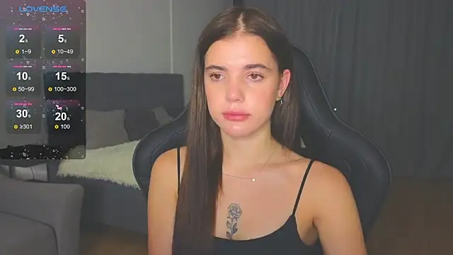 adrianawow1 online show from September 12, 2025, 5:13 pm