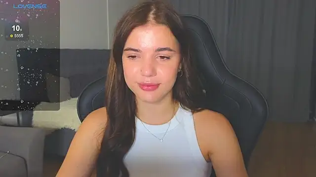 adrianawow1 online show from September 21, 2025, 11:06 pm