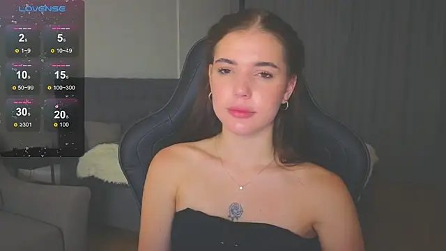 adrianawow1 online show from September 29, 2025, 9:52 pm