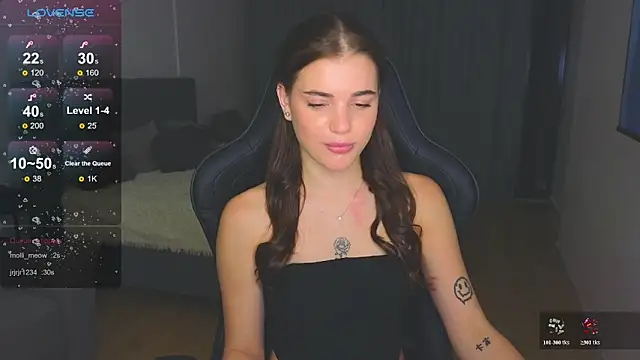 adrianawow1 online show from November 1, 2025, 12:56 am