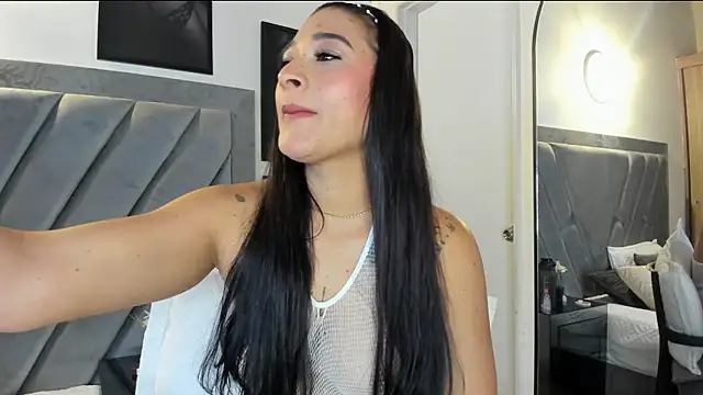 nataliee foster online show from September 22, 2025, 10:17 am