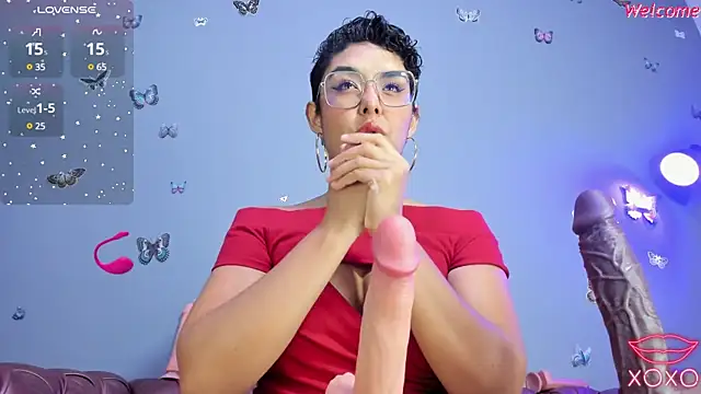 Kaira mosse online show from March 6, 2025, 12:30 pm