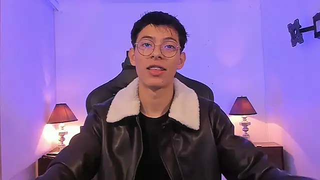 alexandersawyer online show from November 28, 2025, 11:57 am