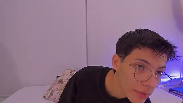 alexandersawyer online show from November 29, 2025, 4:48 am