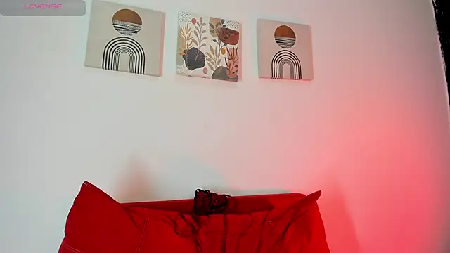 Snapshot of Melanyprada chatting on January 15, 2025, 3:22 am Melanyprada online show from January 15, 2025, 3:22 am