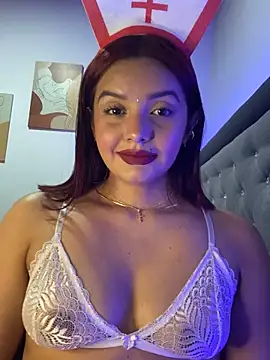 Snapshot of Melanyprada chatting on October 25, 2025, 3:03 am Melanyprada online show from October 25, 2025, 3:03 am