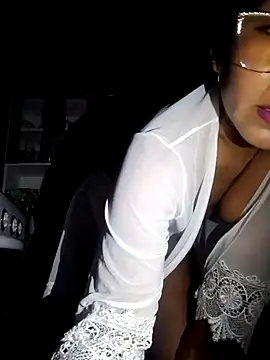 Snapshot of yarely9 chatting on December 2, 2024, 5:15 am yarely9 online show from December 2, 2024, 5:15 am