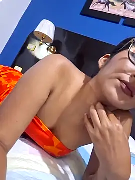 Snapshot of yarely9 chatting on February 10, 2025, 12:41 am yarely9 online show from February 10, 2025, 12:41 am