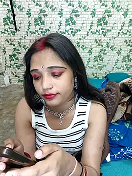 Snapshot of Dirty_couple_11 chatting on February 27, 2025, 9:22 am Dirty couple 11 online show from February 27, 2025, 9:22 am