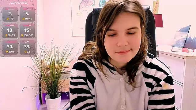 Ruyjin Choi online show from January 25, 2025, 11:34 am