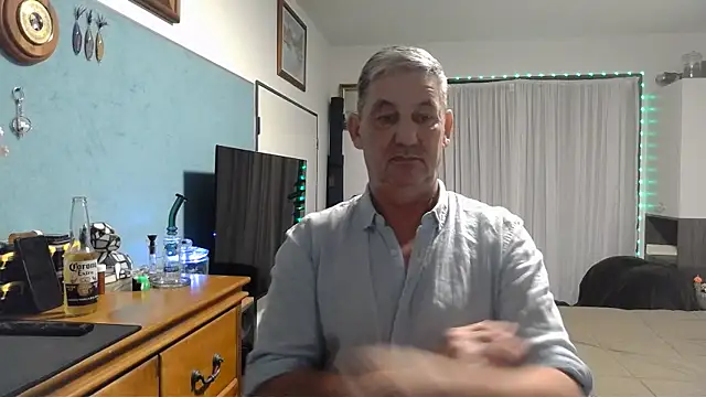 ChunkyMonkey007 online show from December 24, 2024, 9:06 am