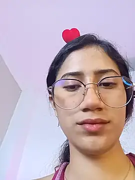 KaitlynLoveCam online show from February 5, 2025, 6:02 am