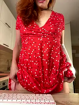 Snapshot of Ruby_Lilith chatting on December 14, 2025, 3:17 pm Ruby Lilith online show from December 14, 2025, 3:17 pm