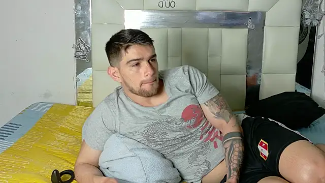 Snapshot of Sexy_Alejandro_ chatting on December 28, 2024, 12:24 pm Sexy Alejandro online show from December 28, 2024, 12:24 pm