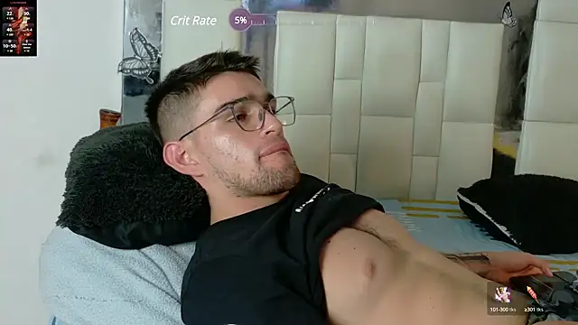 Snapshot of Sexy_Alejandro_ chatting on February 5, 2025, 2:48 pm Sexy Alejandro online show from February 5, 2025, 2:48 pm